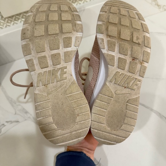 Nike Women's Athletic Shoes in Tan and White - Picture 3 of 3